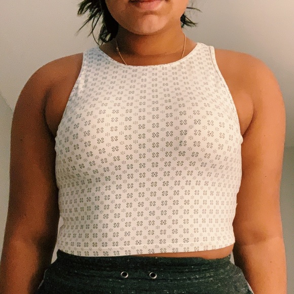 WHITE HALTER TOP! - Picture 1 of 2